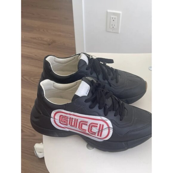 Gucci  Rhyton sneaker with Gucci logo - Picture 3 of 8